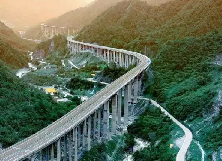 世界首座全钢管混凝土桁架桥四川干海子特大桥