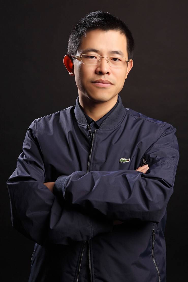 阿里销售狂人 “金<em>靴</em>奖”得主陈朝辉