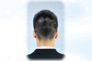 <em>民航</em><em>服务</em><em>礼仪</em>——<em>男性</em><em>发型</em><em>要求</em>——后面