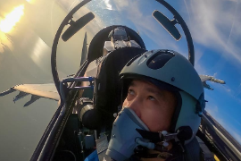空中乘务专业《民航法律法规——“我是中国空军，你即将进入中国领空，立即离开，立即离开！”》课程思政案例