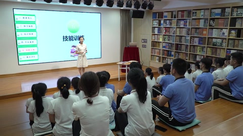 <em>微</em><em>课</em>：<em>学前教育</em><em>专业</em>《<em>幼儿</em><em>文学</em>—<em>任务</em>4.2 归纳绘本<em>故事</em>情节》