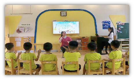 <em>幼儿园</em>教学实践 职业素养培养