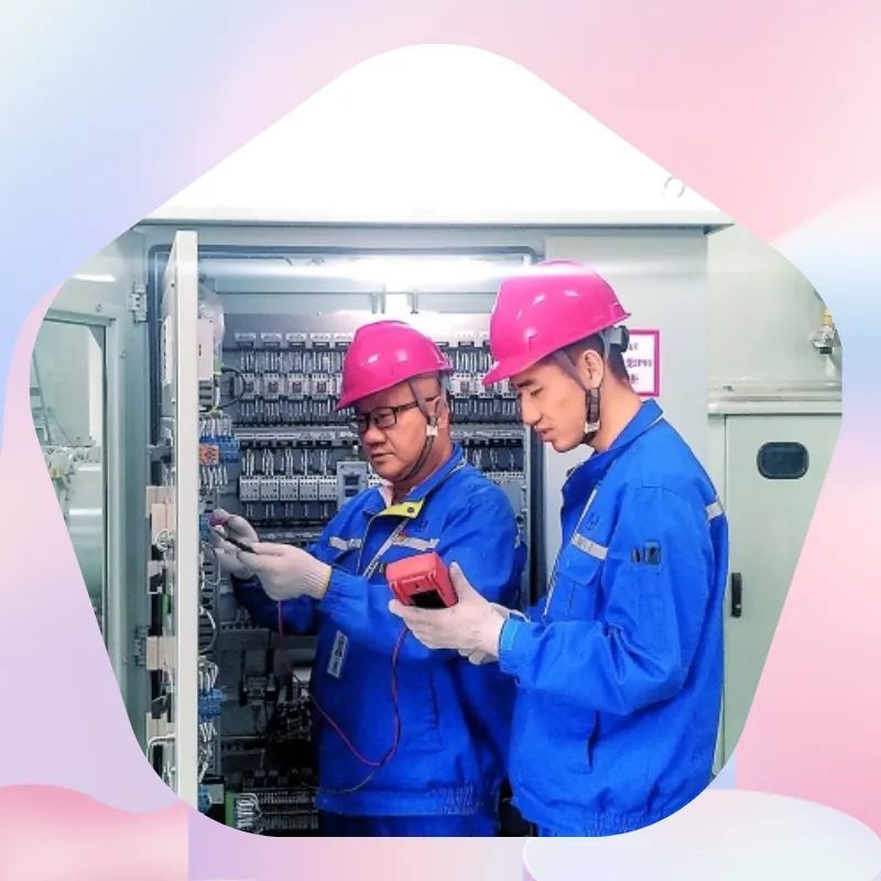 <em>刘</em>根新：从普通<em>电工</em>到技术“大拿”
