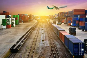 铁道交通运营管理专业：《铁路普通货物运输—项目3任务4 集装箱运输组织》课程思政案例