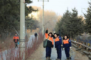 <em>授课</em><em>图片</em>—<em>电力</em><em>线路工</em>巡视