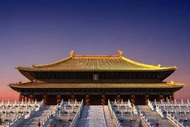 <em>通</em><em>识</em><em>课</em>：《<em>中国历史</em>—第六<em>单元</em>明清<em>统一</em><em>多民族</em><em>国家</em>进一步<em>巩固</em><em>与</em><em>封建</em>统治危机  <em>第</em>13<em>课</em>清前中期<em>的</em>兴盛<em>与</em>危机》<em>课程</em><em>思</em><em>政</em><em>案例</em>